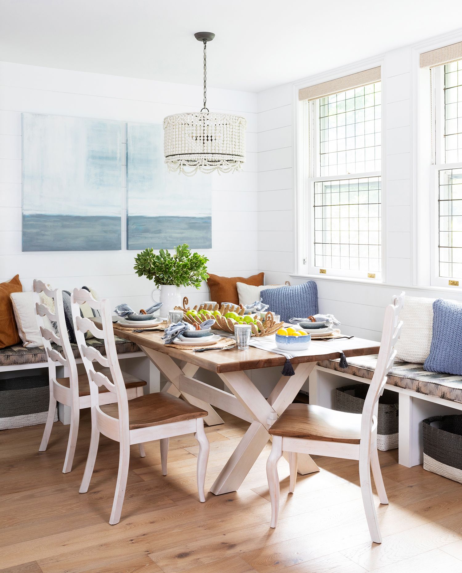 How to Choose a Dining Table