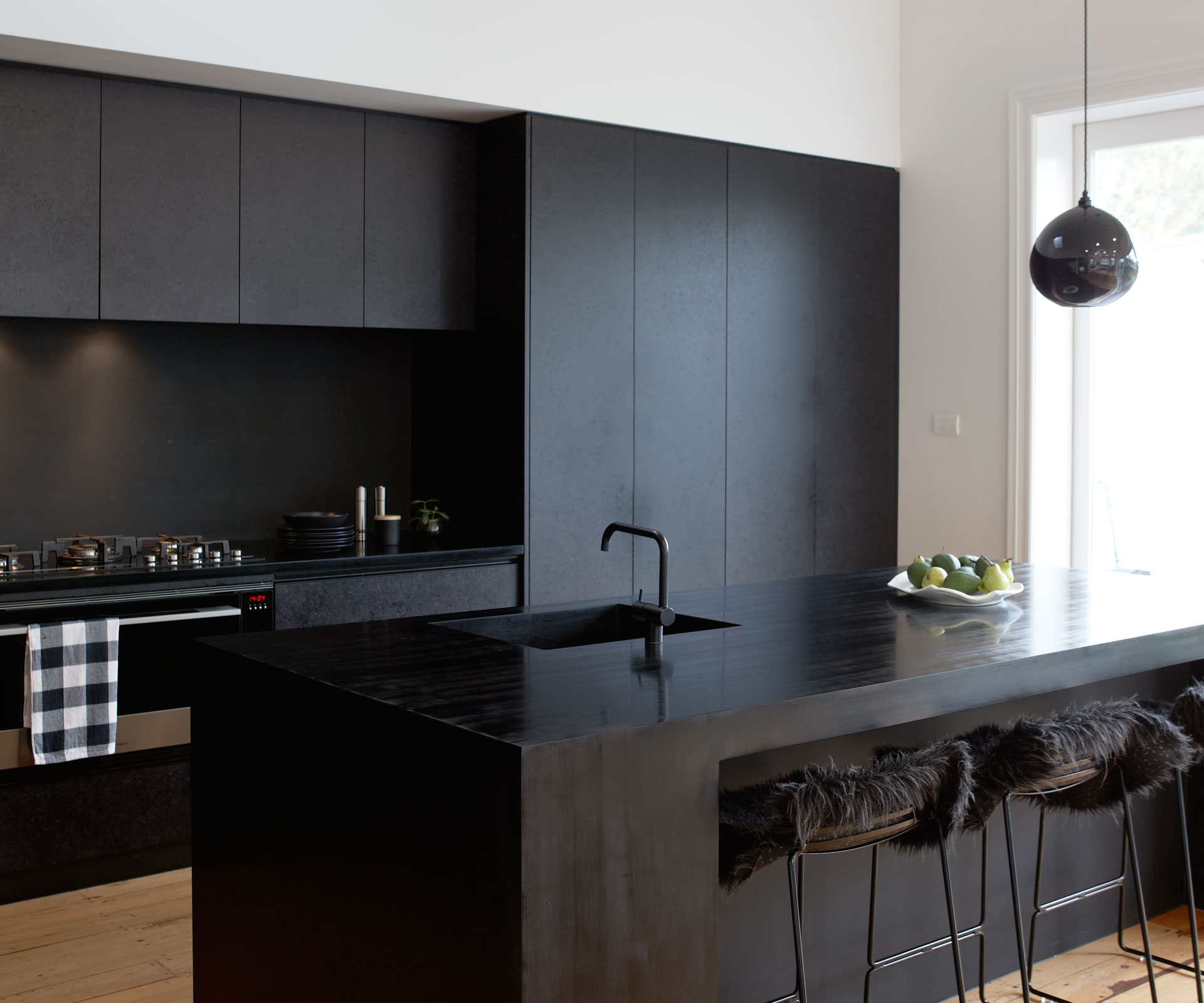 Black Kitchen Designs
