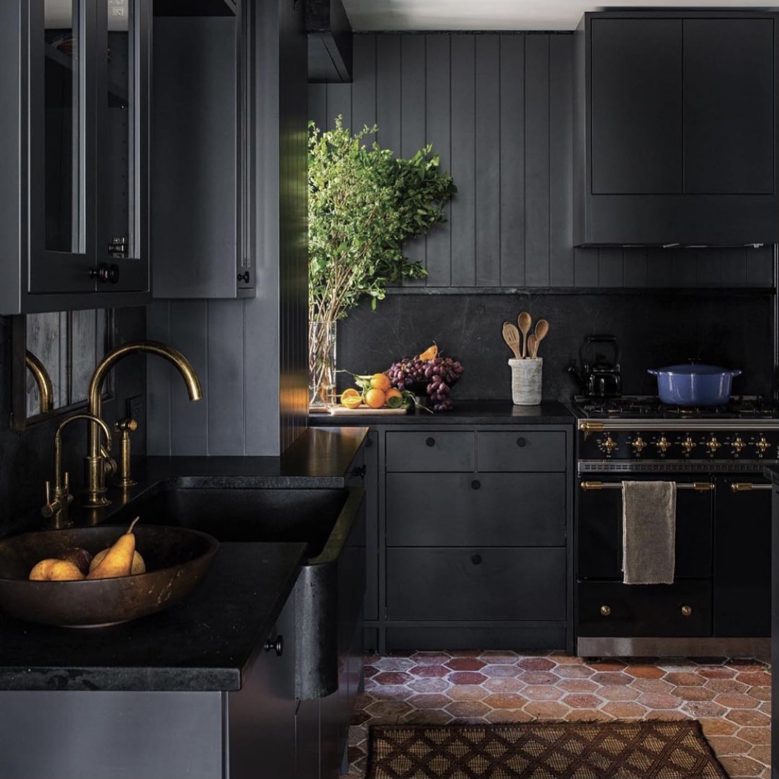 Black Kitchen Designs