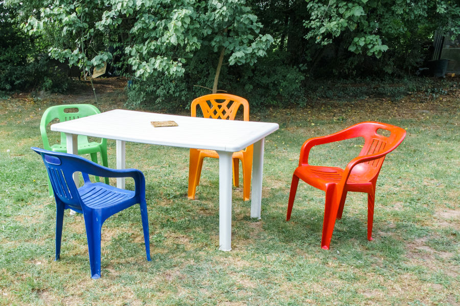 How to Renovate Garden Furniture