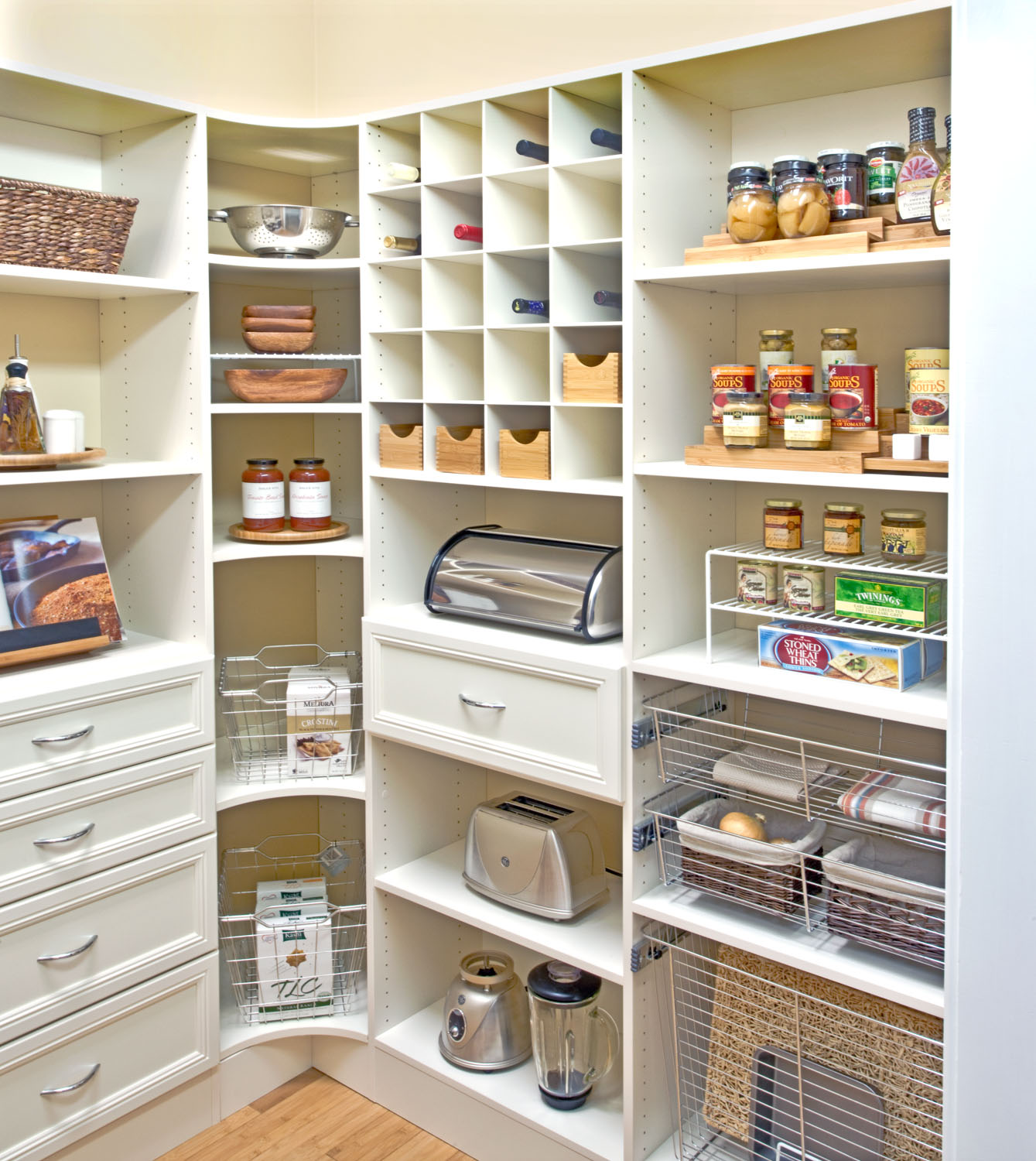 Tips for Organizing the Kitchen