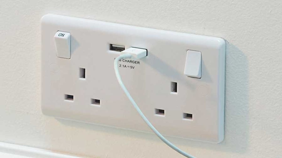 How to Install a USB Socket