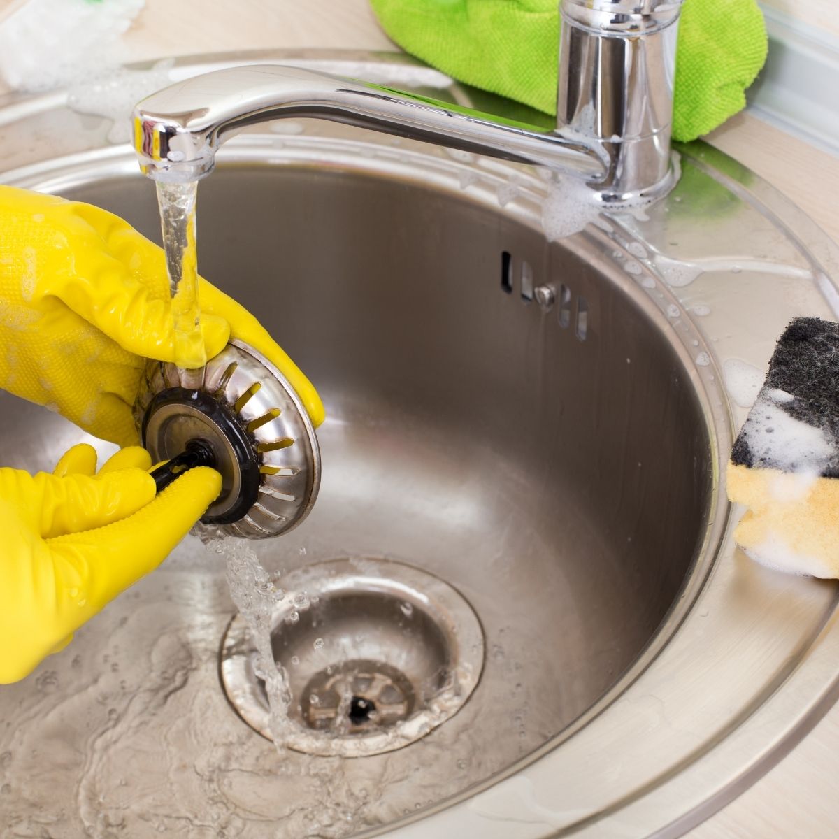 How To Clean Kitchen Sink